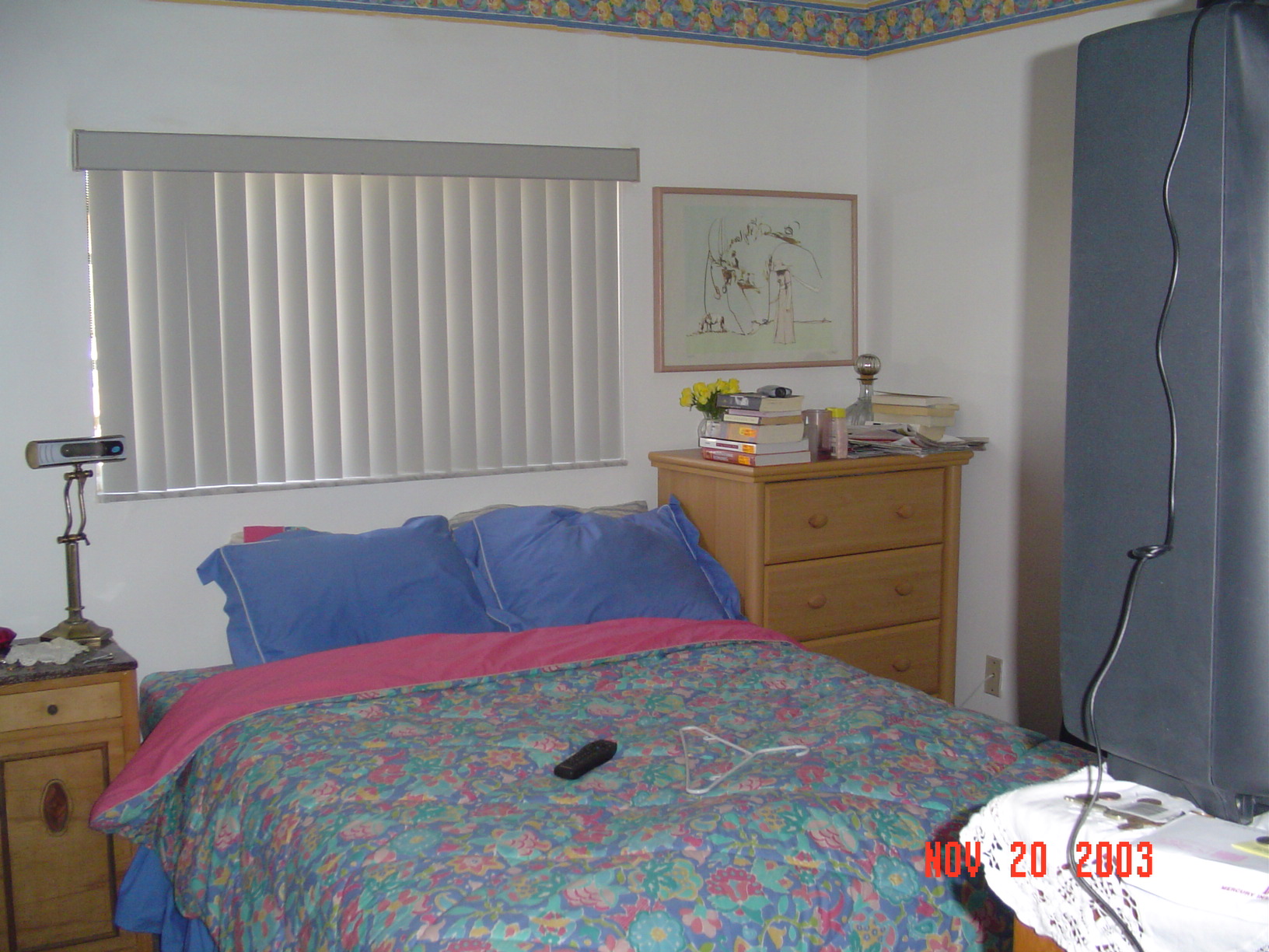 bedroom2.jpg