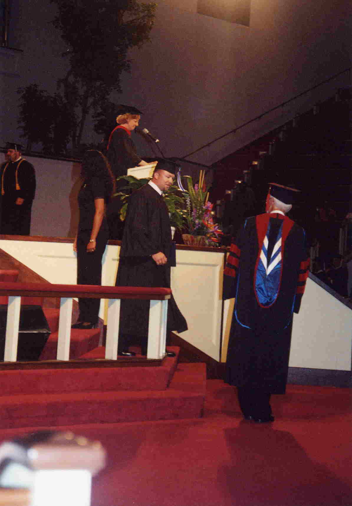 diploma2.jpg