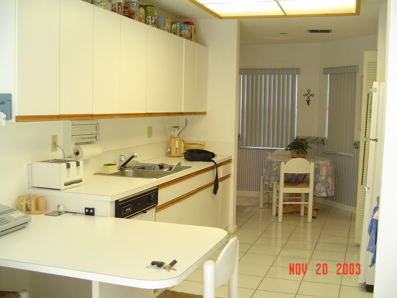 kitchenarea.jpg