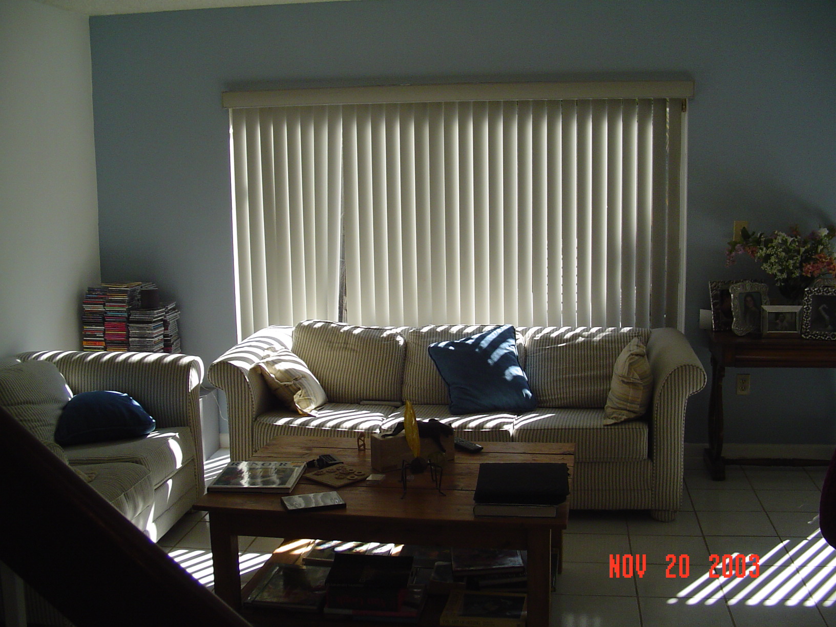 livingrm2.jpg